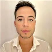 Madrelingua spagnolo con conoscenza delle lingue inglese, francese e italiana